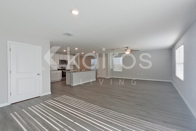 Photo - 8614 SW 43rd Ter