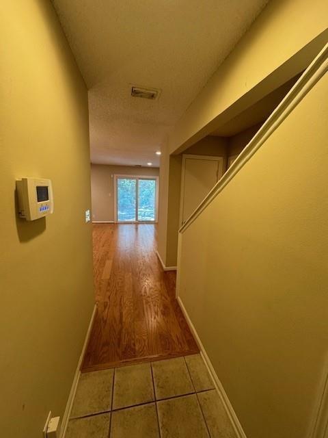 Photo - 122 S Island Square Dr