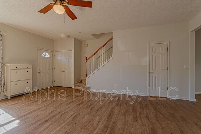 Photo - 119 Waterford Park Dr