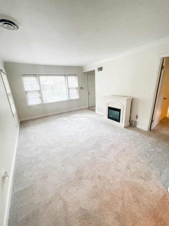 Photo - 1270 Perkins Terrace