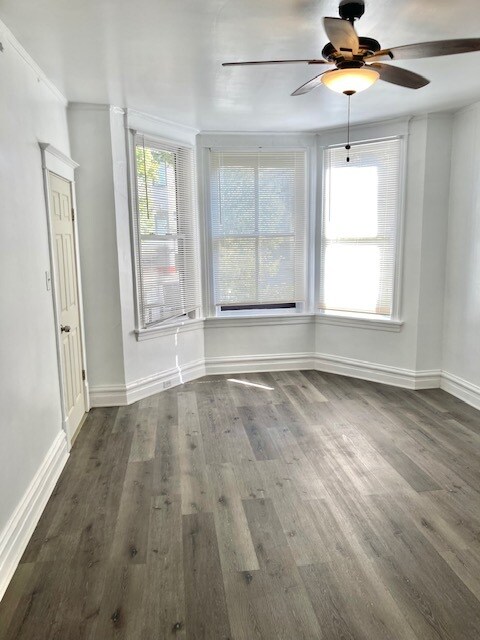 Photo - 3214 N Hoyne Ave