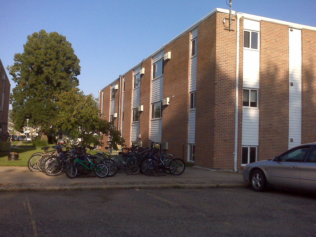 Stringfellow Apts - Stringfellow Apts