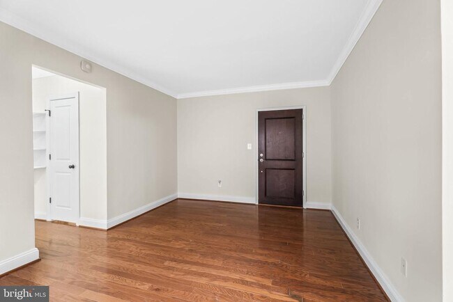 Photo - 922 S Washington St Unit 102