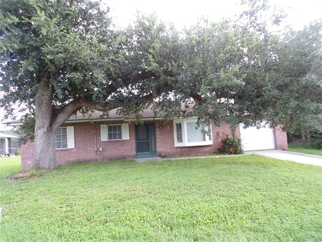 Building Photo - 18054 Ackerman Ave Rental