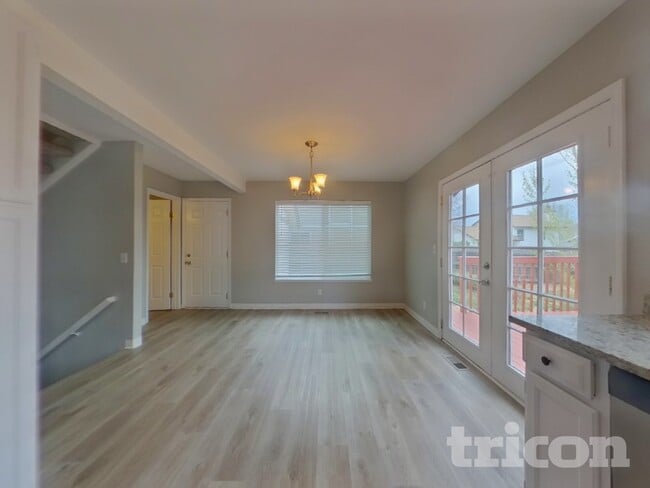 Photo - 3812 S Ceylon Way