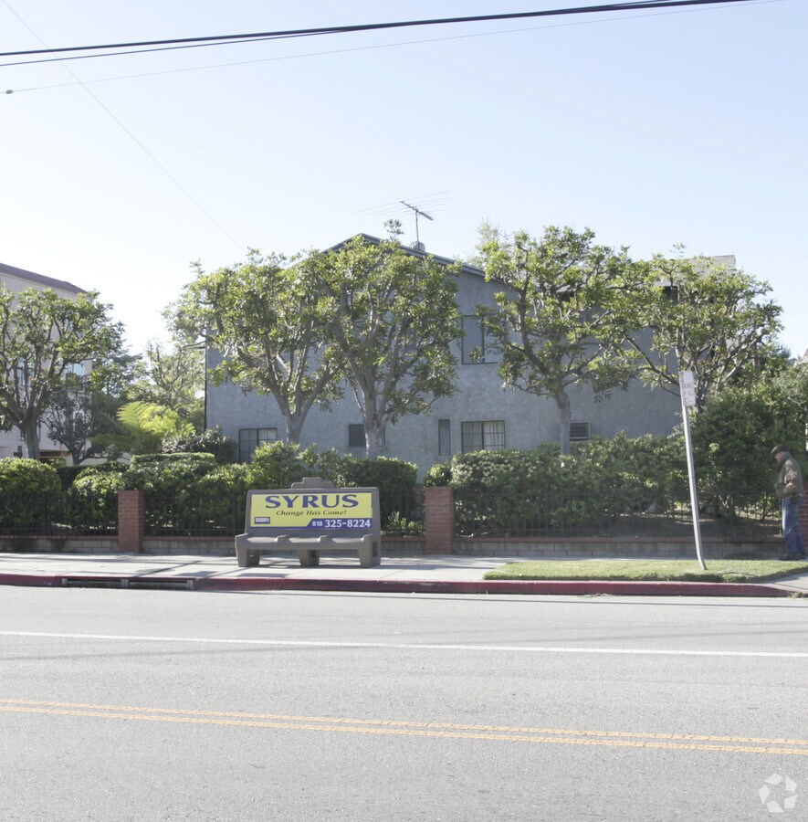 Photo - 4369-4375 Ethel Ave