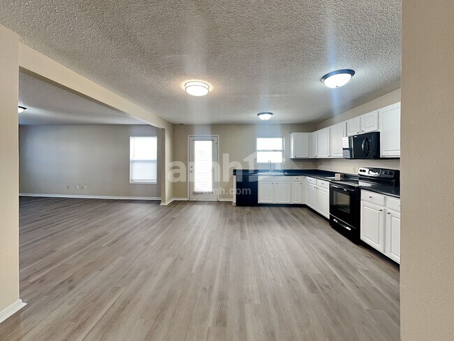 Photo - 10216 Cumberland Pointe Blvd