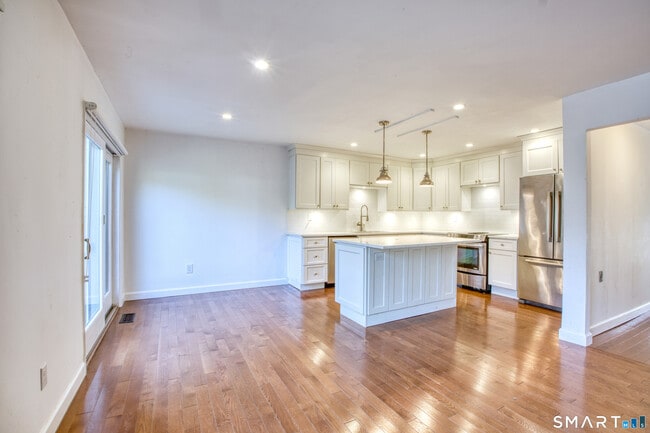 Photo - 9 Georgetowne N