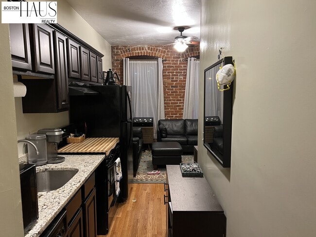 Photo - 131 Jersey St Unit 31