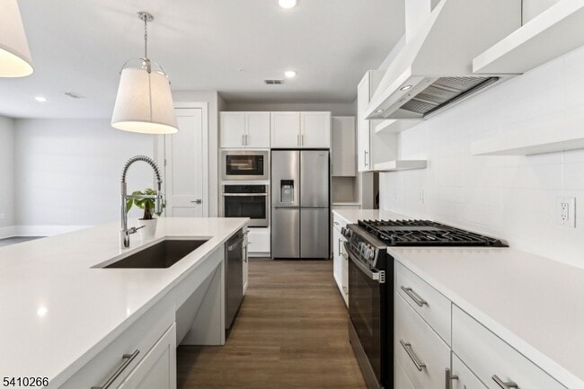 Photo - 179 Jasmine Dr