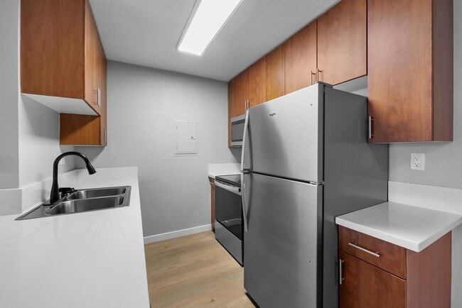 Surf House Apartments