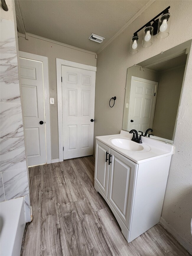 Photo - 2817 Rosemary Ln