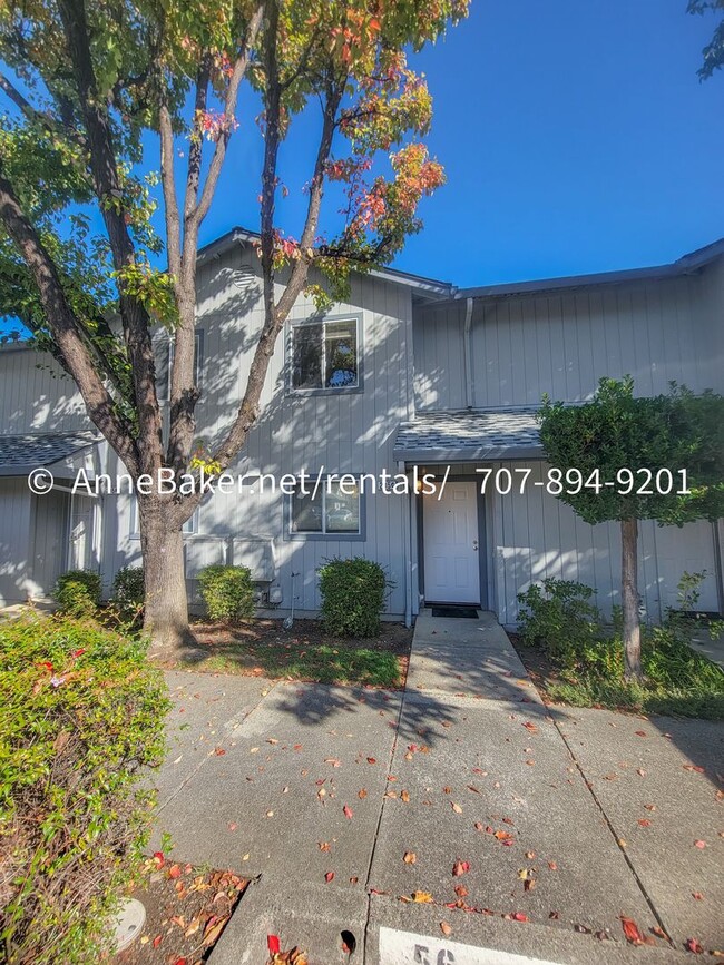 Building Photo - Cloverdale Meadow Condo Available Now Unit G