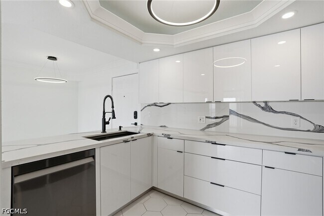 Photo - 2885 Palm Beach Blvd Unit 402