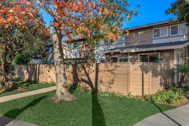 Photo - Sea Breeze Rental Townhomes