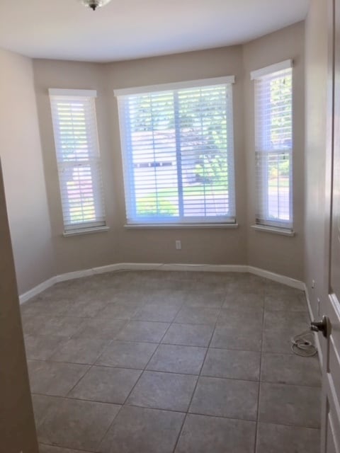 2912 Gables Ct