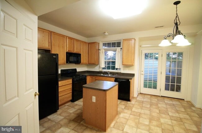 Photo - 44501 Potter Terrace