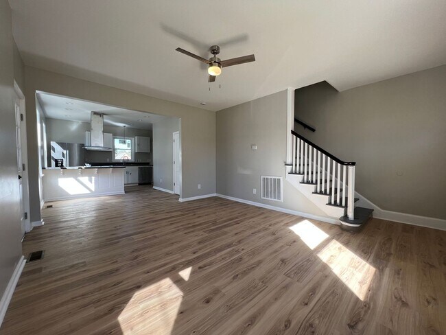 Photo - 304 S Layton Ave