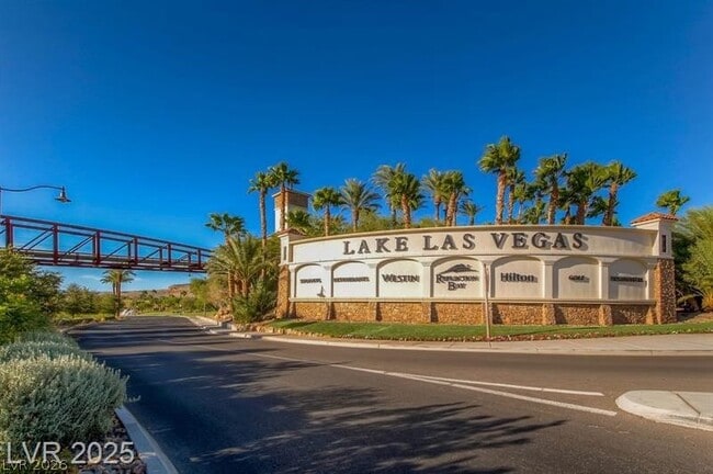 Building Photo - 1242 Calcione Dr