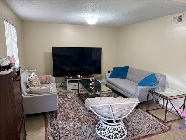 Photo - 11109 NW 37th St