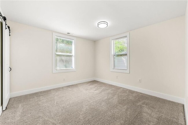 2222 Penelope St NW