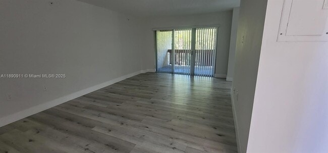 Photo - 10641 SW 108th Ave Unit 4A