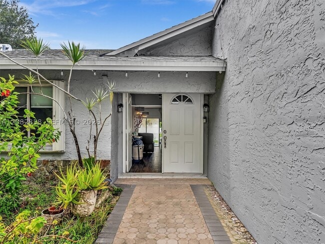 Photo - 8240 NW 54th St