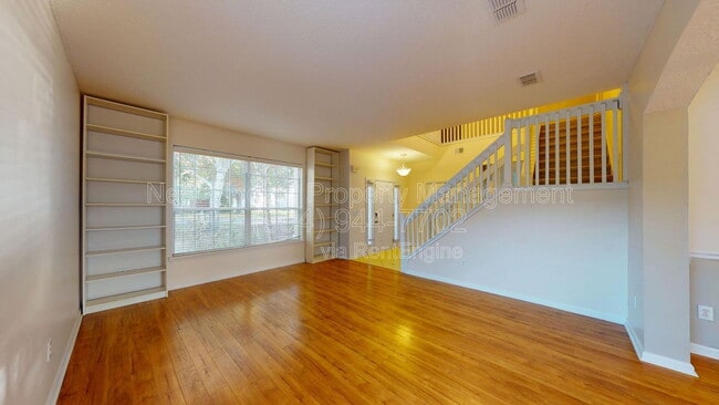 Photo - 281 Village Green Ave