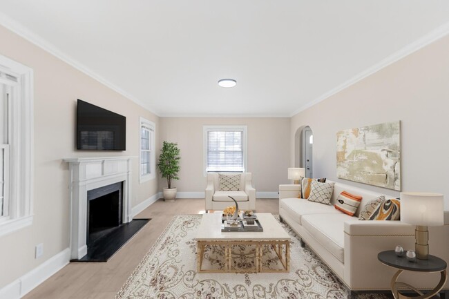 Photo - 310 Wilson Ave