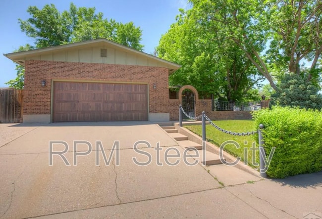 Photo - 2541 Taylor Ln