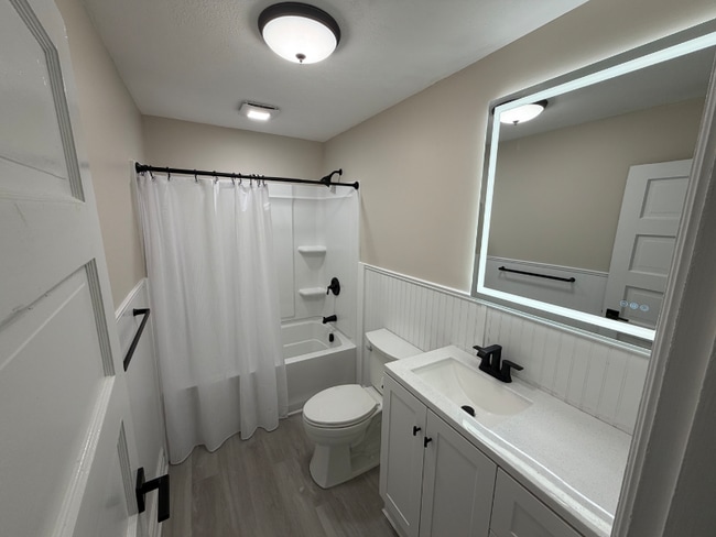 Photo - 505 Rimmon St