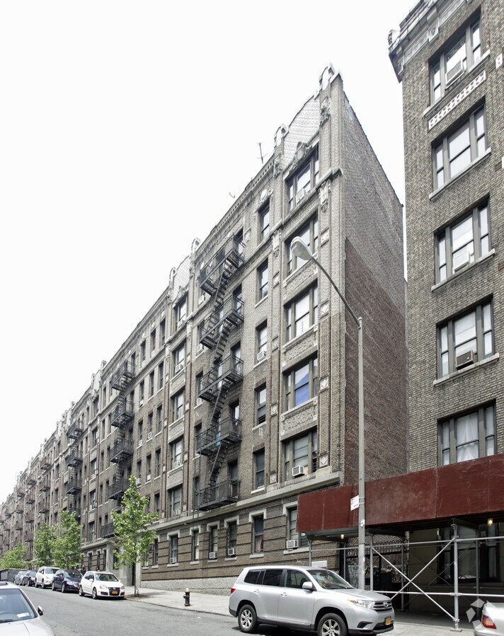 Photo - 645 W 160th St