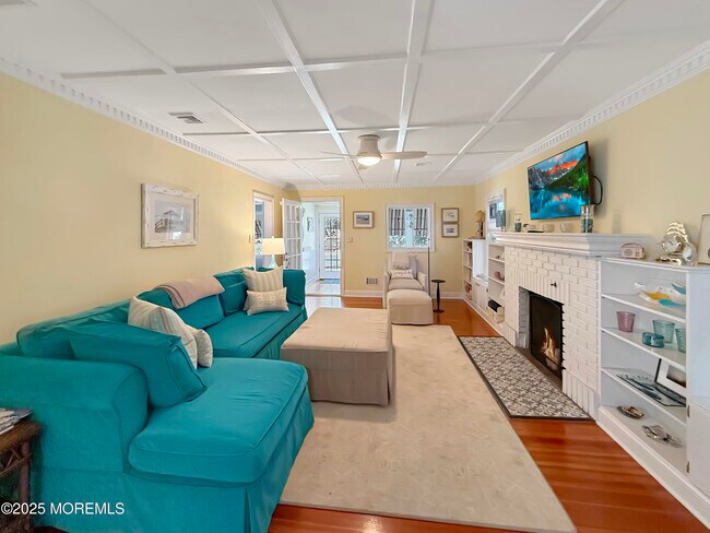 Photo - 2116 4th Ave