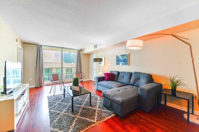 Photo - 1200 Brickell Bay Dr Apartment Unit FL27-ID1022218P
