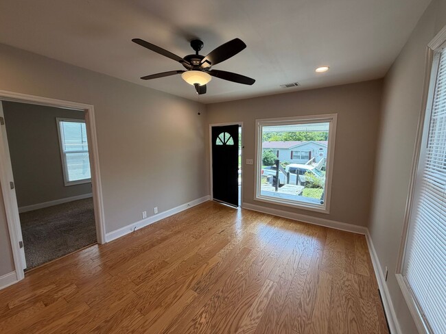 Photo - Cute 3 BR 1 BA in Mt Pleasant - Available Immediately!