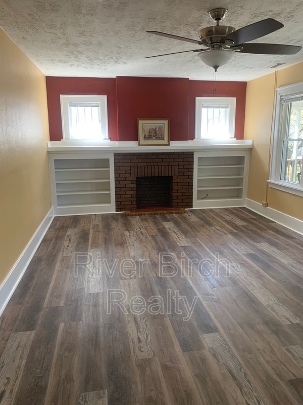 Photo - 434 W Cook St