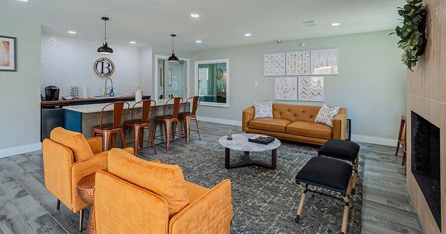Brooksfield Apartments