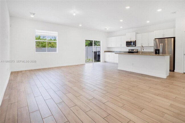 Photo - 846 SE 19th St