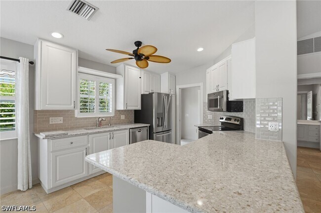 Building Photo - 28207 Islet Trail