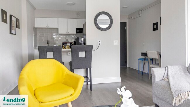 Photo - 305 Dr. M.L.K. Jr St S Unidad 106