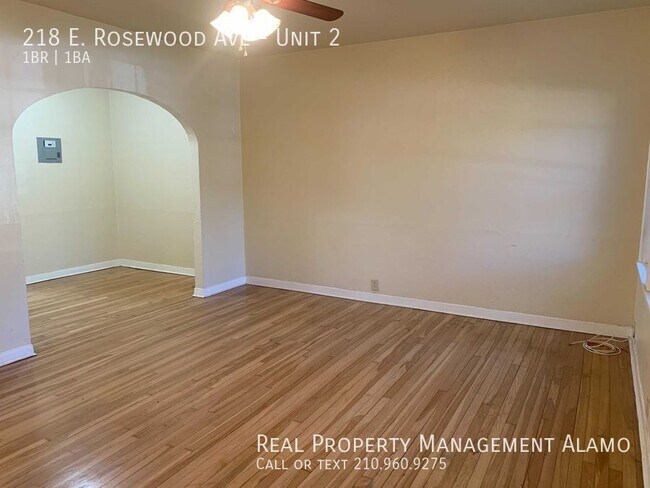 Photo - 218 E Rosewood Ave Unidad 2