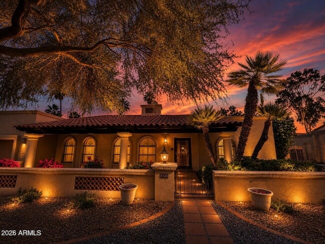 Building Photo - 8120 E Appaloosa Trail