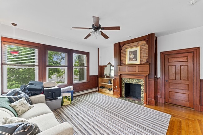 Building Photo - 388 Arborway Unit 1