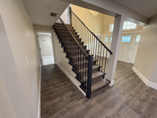 Photo - 2342 E Wellington Rd Unit Barn