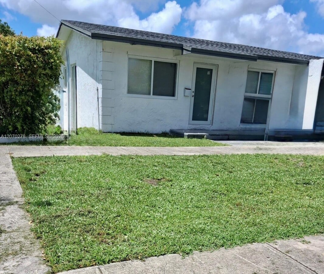 Photo - 10550 SW 174th Terrace Unit 10550