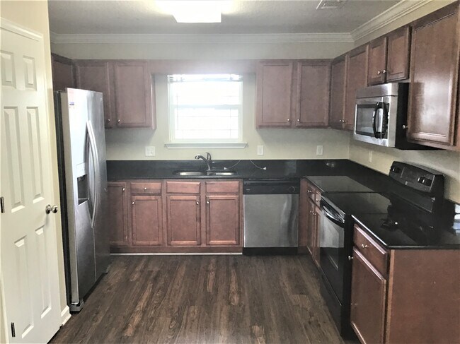 Photo - 8 Sunnydale Ln