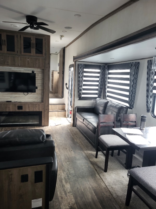 Photo - 12004 47th Dr NE