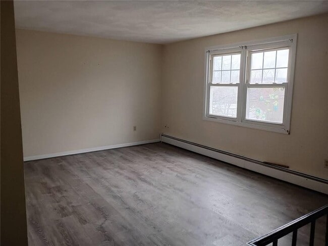 Photo - 12 Monson St