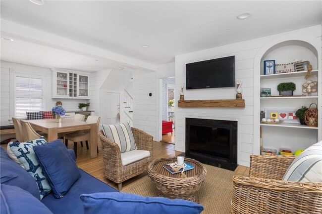 Photo - 36 Second St