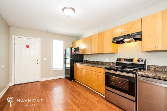 Photo - 1447 N Cherry St